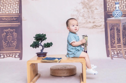 滁州宝宝总吐奶什么原因