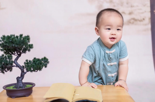 滁州宝宝爱吐奶是什么原因